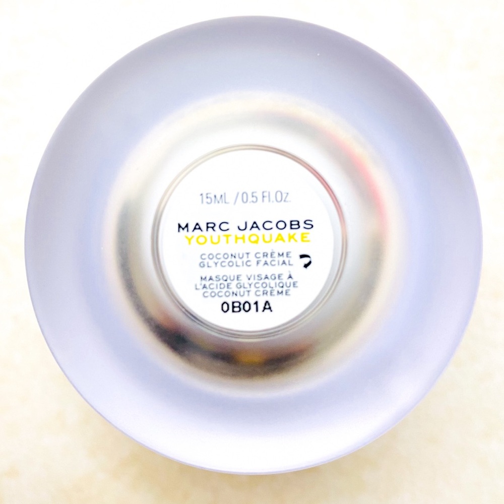 Marc Jacobs Youthquake-New - Picture 2 of 2